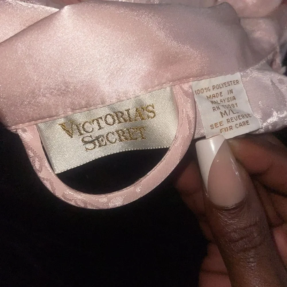 Blush Pink Vintage Gold Label Victoria's Secret Robe - Elegant & Cozy!